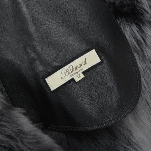 Toscana Long Haired Shearling Jacket With Large Hood Black : Muna -The Bridge Store toscana long haired shearling jacket with large hood black muna p852 3651 image