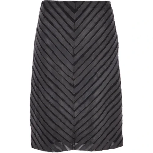 Women's Long 23.5 Inch Leather Skirt Black : Lycra Skirt